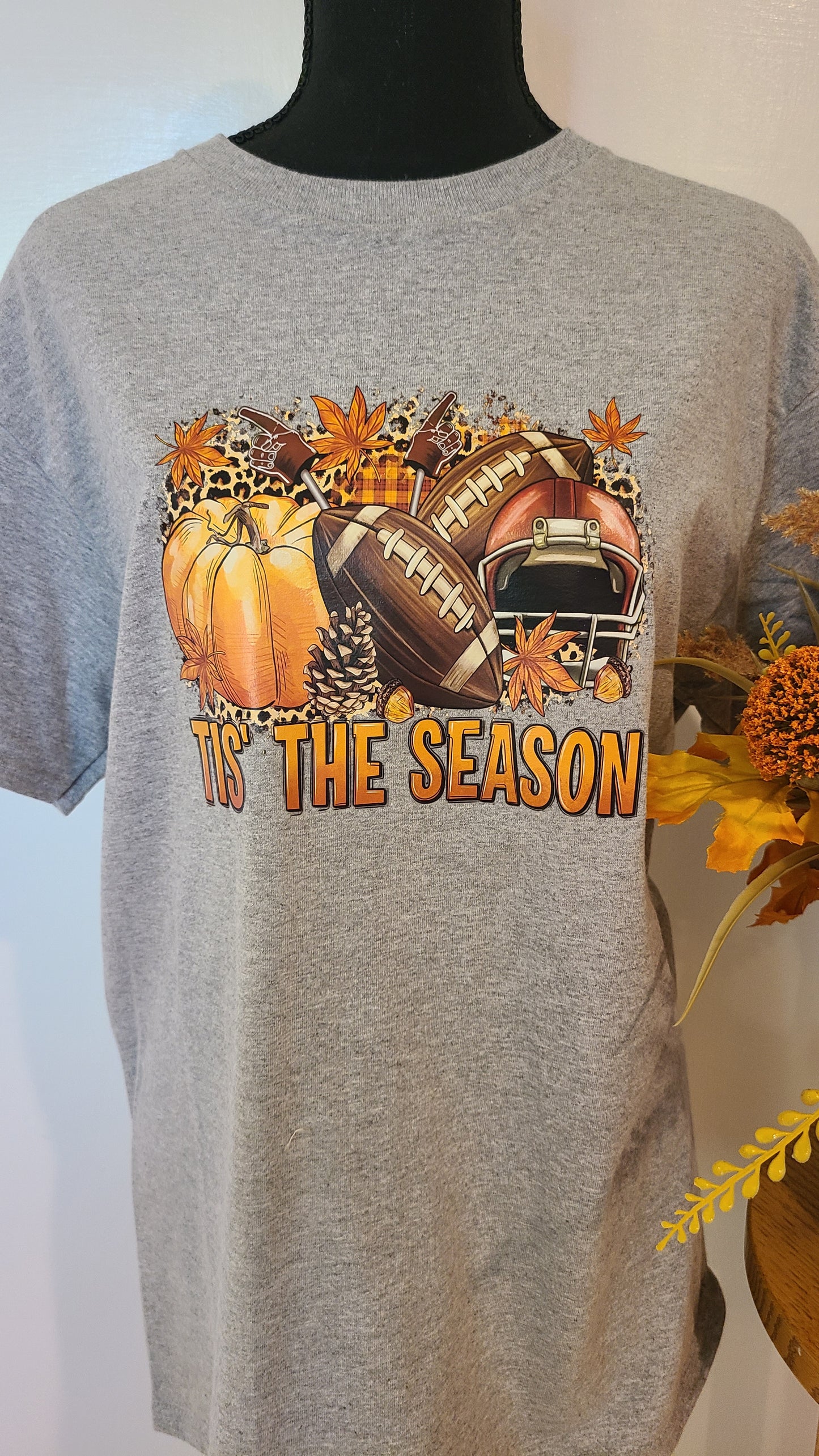 Tis The Season Footballs Short Sleeve Tee