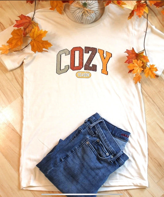 Cream COZY Season Autumn Graphic Tee Size Large