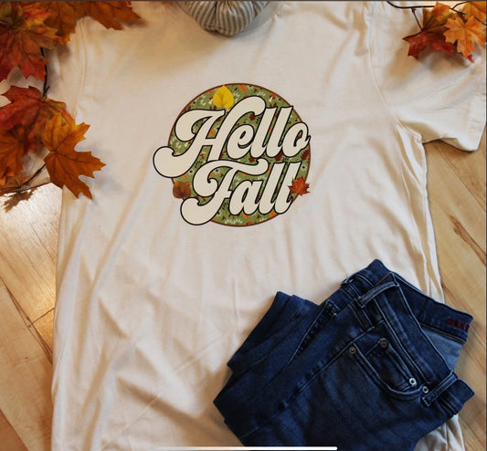 Hello Fall Graphic T-shirt Size Medium